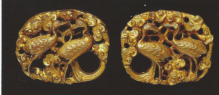 11. A pair of dress ornaments decorated with cranes among clouds. Koryŏ Kingdom. Gold and repoussé; engraved, 2.7 cm (l). National Museum of Korea 11. A pair of dress ornaments decorated with cranes among clouds. Koryŏ Kingdom. Gold and repoussé; engraved, 2.7 cm (l). National Museum of Korea