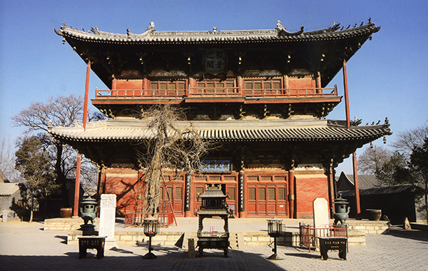 14a Guanyin Pavilion, Dule Monastery. Jixian, Hebei, 984. Photo from Chen Mingda, Jixian Dulesi (Tianjin: Tianjin Daxue chubanshe, 2007), color plate 39