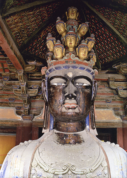 15 The head of the eleven-headed Guanyin on the third interior level of Guanyin Pavilion. Photo from Chen, Jixian Dulesi, color plate 102