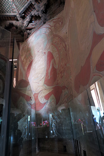 29 The colossal Buddha mural on the southwest wall of the inner sanctum, first level, Timber Pagoda. Photo by author