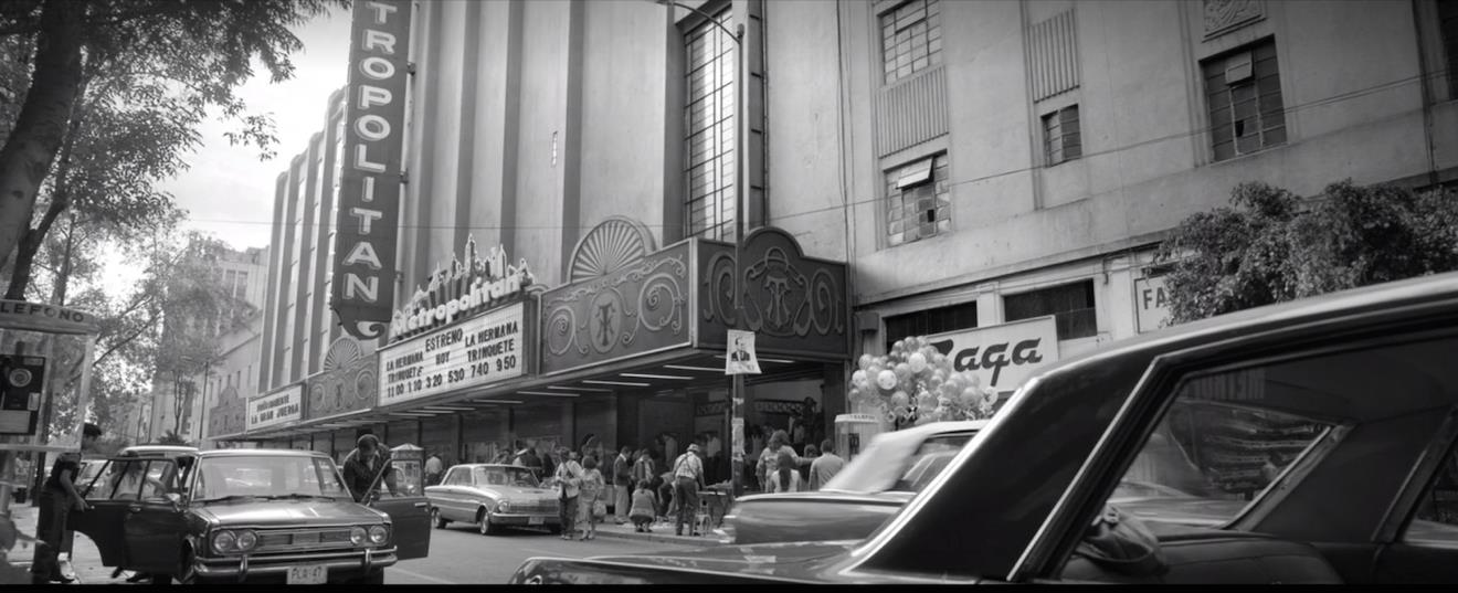 Figure 4: One of director Alfonso Cuarón Orozco’s strengths: crowd scenes. In Roma he visually transports moviegoers to downtown Mexico City in the 1970s. Figure 4: One of director Alfonso Cuarón Orozco’s strengths: crowd scenes. In Roma he visually transports moviegoers to downtown Mexico City in the 1970s.