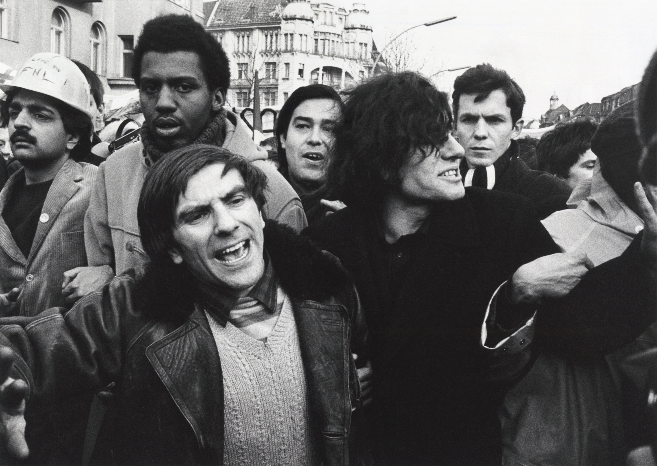 Figure 3: Rudi Dutschke, in Berlin, flanked by Tariq Ali (at far left), Dale Smith, and Gaston Salvatore, February 18, 1968. Foto: Landesarchiv Berlin/Bert Sass, F Rep. 290_0125494 Figure 3: Rudi Dutschke, in Berlin, flanked by Tariq Ali (at far left), Dale Smith, and Gaston Salvatore, February 18, 1968. Foto: Landesarchiv Berlin/Bert Sass, F Rep. 290_0125494