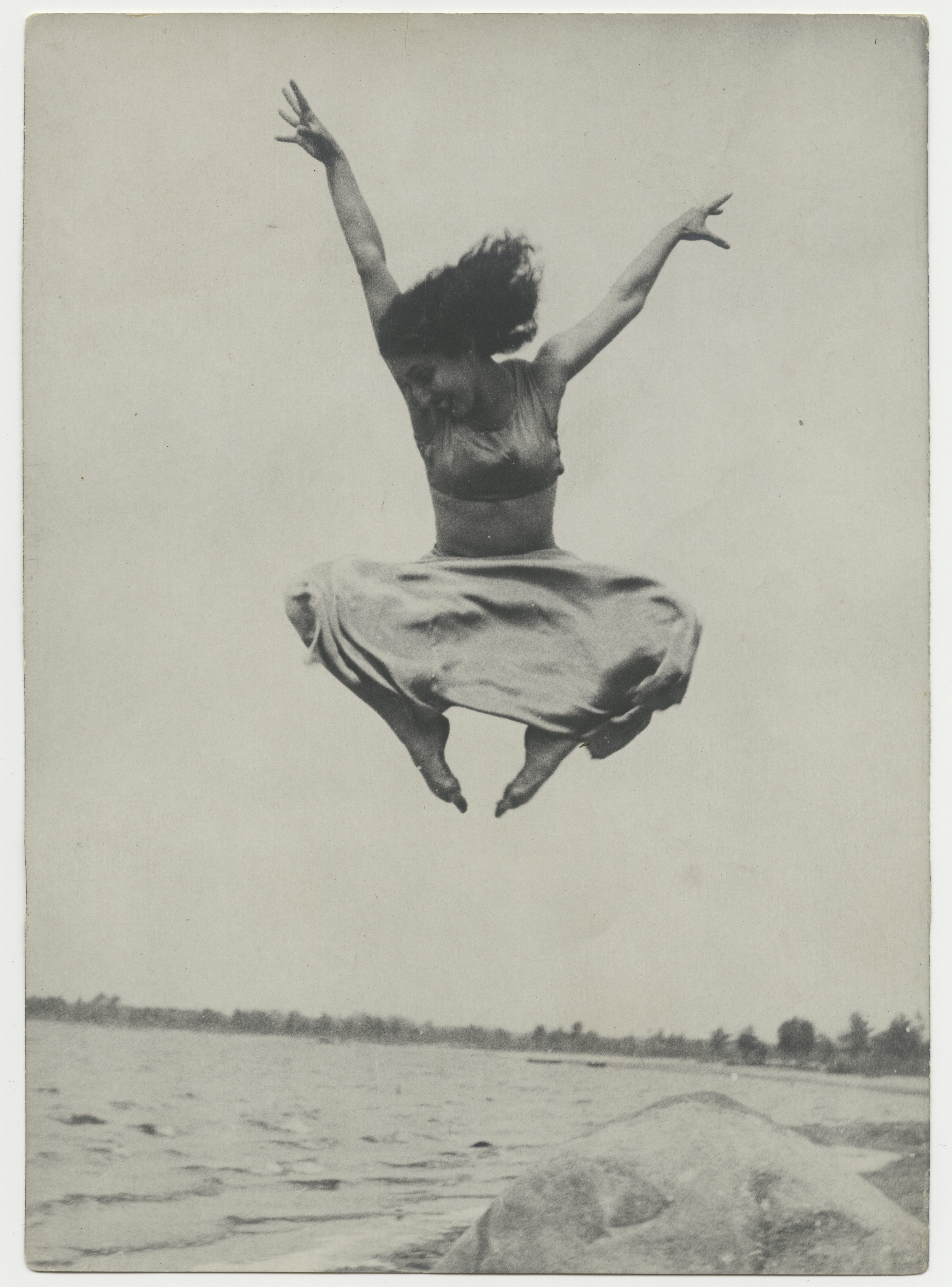 Figure 7.3. Pauline Koner performing an improvisational dance on a beach in Leningrad (now St. Petersburg), Russia, 1936. Photograph, Pauline Koner Papers, 1905–2000, New York Public Library for the Performing Arts. Credit: Jerome Robbins Dance Division, New York Public Library for the Performing Arts, Astor, Lenox and Tilden Foundations. Figure 7.3. Pauline Koner performing an improvisational dance on a beach in Leningrad (now St. Petersburg), Russia, 1936. Photograph, Pauline Koner Papers, 1905–2000, New York Public Library for the Performing Arts. Credit: Jerome Robbins Dance Division, New York Public Library for the Performing Arts, Astor, Lenox and Tilden Foundations.