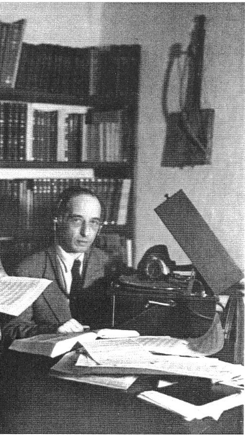 Figure 1. Robert Lachmann transcribing from a recording, Jerusalem, n.d. Source: Lachmann Archive (MUS 26), Music Department, Jewish National and University Library, Jerusalem (detail) Figure 1. Robert Lachmann transcribing from a recording, Jerusalem, n.d. Source: Lachmann Archive (MUS 26), Music Department, Jewish National and University Library, Jerusalem (detail)