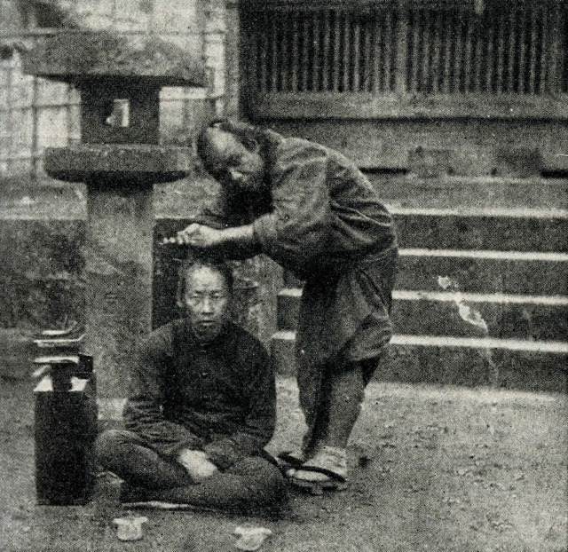 Fig. 4: John Gulick, 'Japanese street scene; barber and customer,' 1862-63, illustrated in Addison Gulick's Evolutionist and Missionary. Fig. 4: John Gulick, 'Japanese street scene; barber and customer,' 1862-63, illustrated in Addison Gulick's Evolutionist and Missionary.