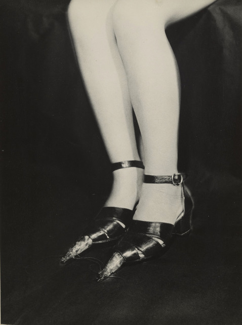 Fig. 16. Icarus’s Episode (1949), by Kansuke Yamamoto, gelatin silver print, © Toshio Yamamoto, private collection, Tokyo Metropolitan Museum of Photography. Fig. 16. Icarus’s Episode (1949), by Kansuke Yamamoto, gelatin silver print, © Toshio Yamamoto, private collection, Tokyo Metropolitan Museum of Photography.
