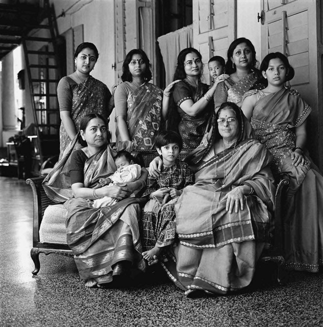 Fig. 4. Singh, Dayanita, Guptoo Ladies, Calcutta, 1997, © Dayanita Singh, courtesy of Dayanita Singh. Fig. 4. Singh, Dayanita, Guptoo Ladies, Calcutta, 1997, © Dayanita Singh, courtesy of Dayanita Singh.