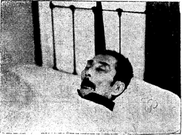 Fig. 11. Photographer unknown, Lu Xun’s postmortem photo, October 19, 1936, Shanhai nichinichi shinbun, October 20, 1936, evening, pg. 2. The III Library of the University of Tokyo.