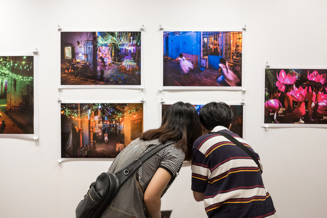 Fig. 2. Mot Chut Ve Moi Dieu (A Little Bit of This and That), a solo exhibition by Dinh Nguyen at Matca Space for Photography, Hanoi, Vietnam, April - May 2019, photo courtesy of Matca. Fig. 2. Mot Chut Ve Moi Dieu (A Little Bit of This and That), a solo exhibition by Dinh Nguyen at Matca Space for Photography, Hanoi, Vietnam, April - May 2019, photo courtesy of Matca.